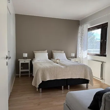 Rovaniemi City Home דירה רובניימי