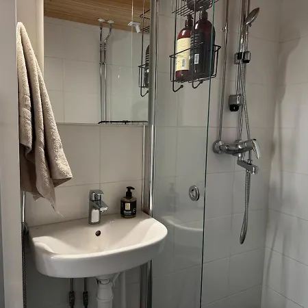 Rovaniemi City Home רובניימי